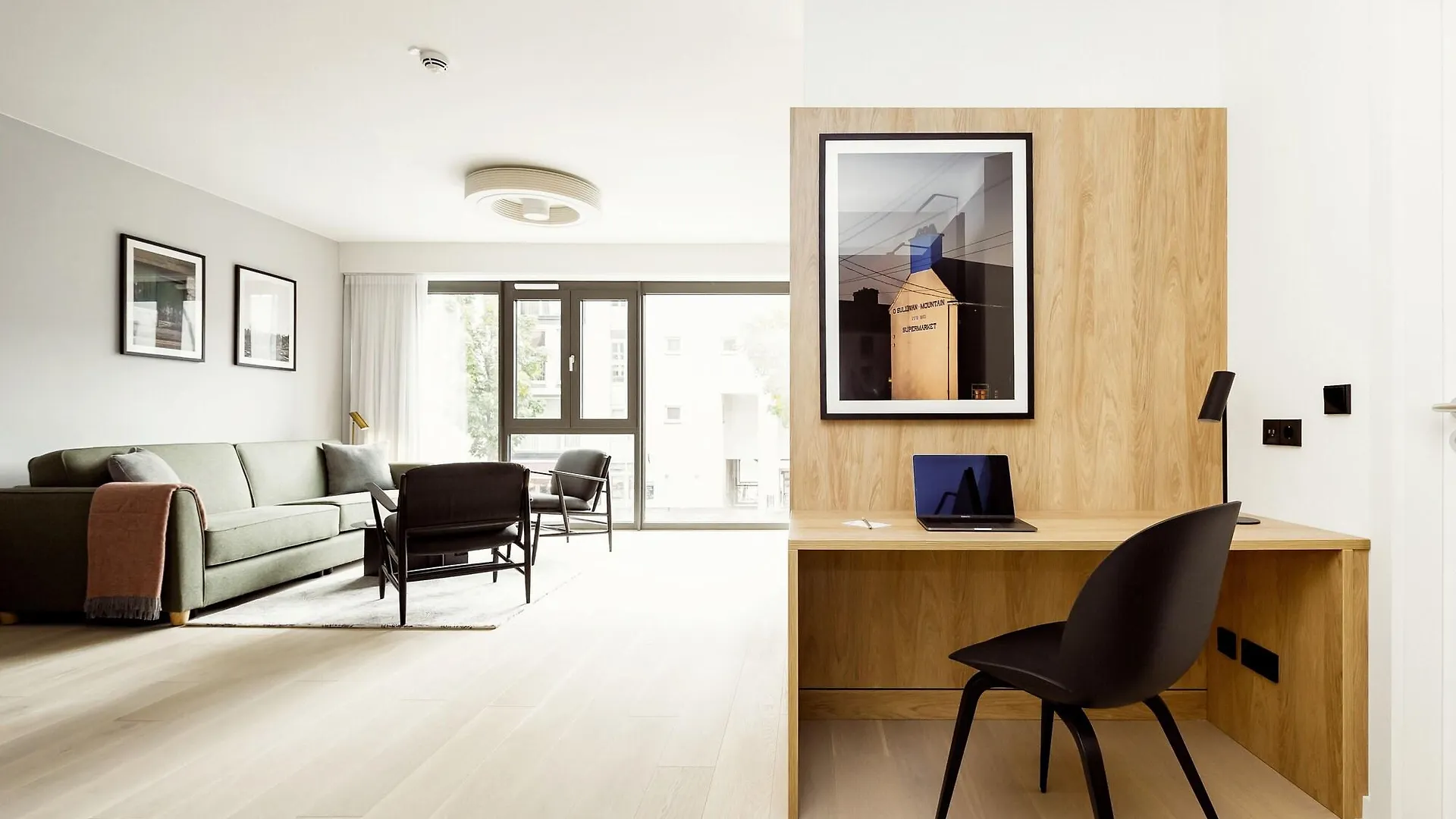 Wilde Aparthotels Berlin, Checkpoint Charlie