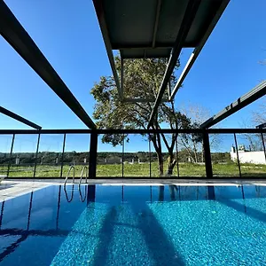 Roof & Hotel