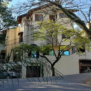 sute-em-casa-de-alto-padro.topsaopaulohotels.com/