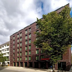Hampton By Hilton West Otel