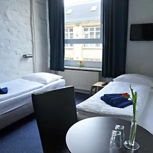 Hotel Transit, Berlino